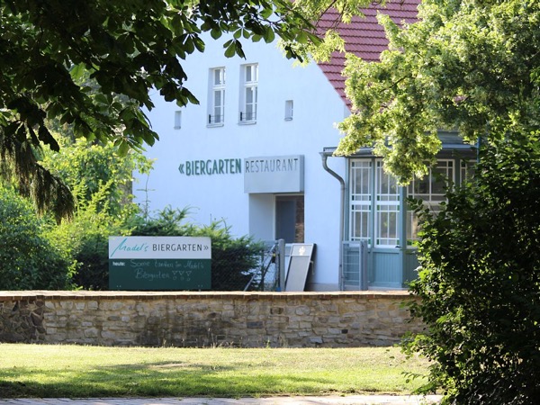 Blick von der Kirche